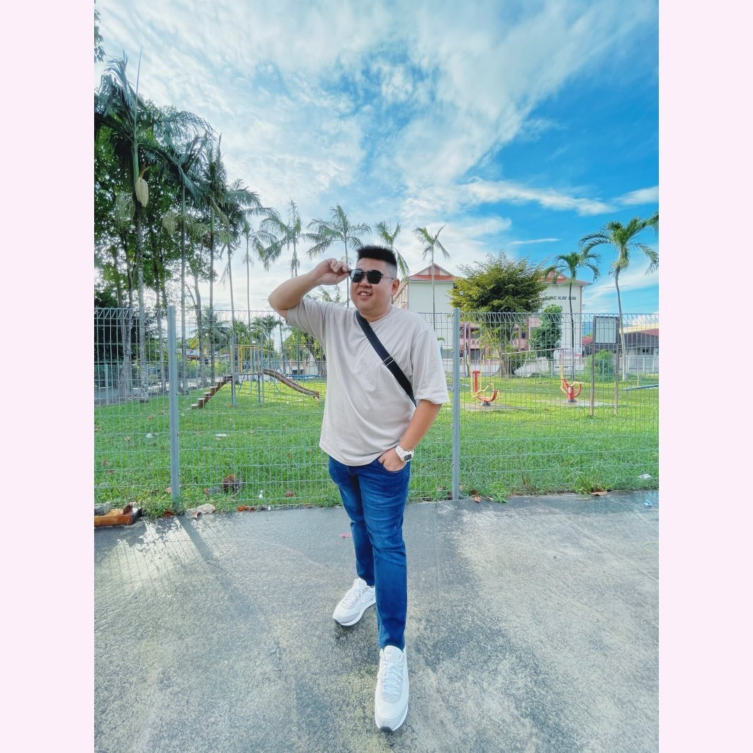 Imej profil awam Zhen Long